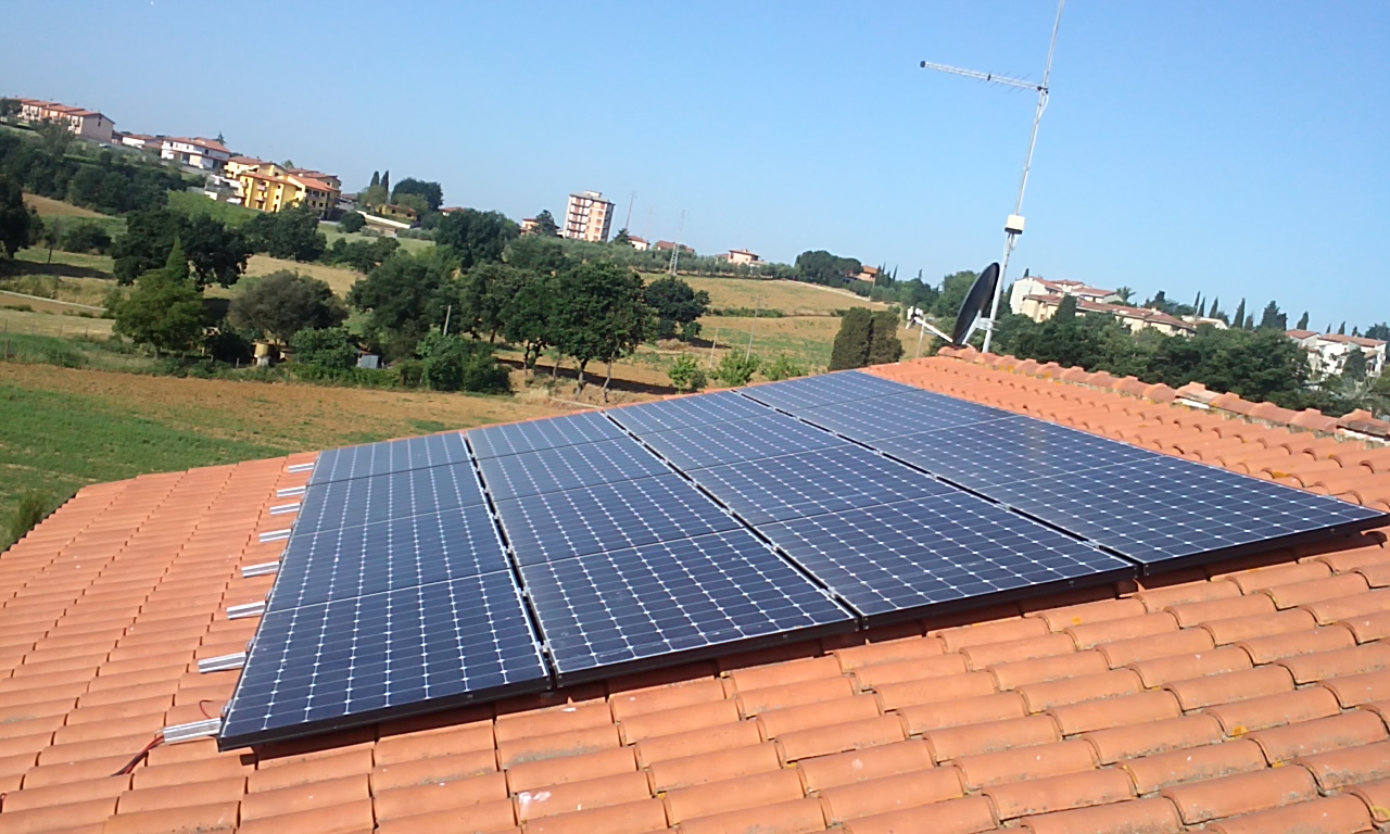 Impianto Fotovoltaico Lightland SunPower a Foiano della Chiana, Arezzo Toscana