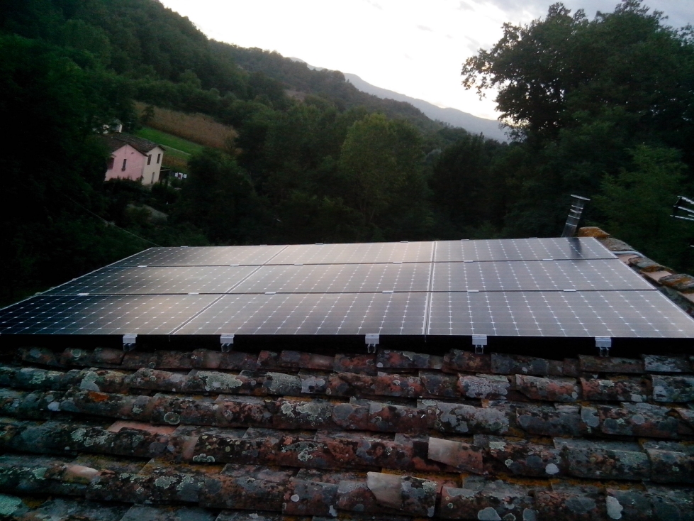 Impianto Fotovoltaico Lightland SunPower Terranuova Bracciolini Arezzo Toscana Bar 2